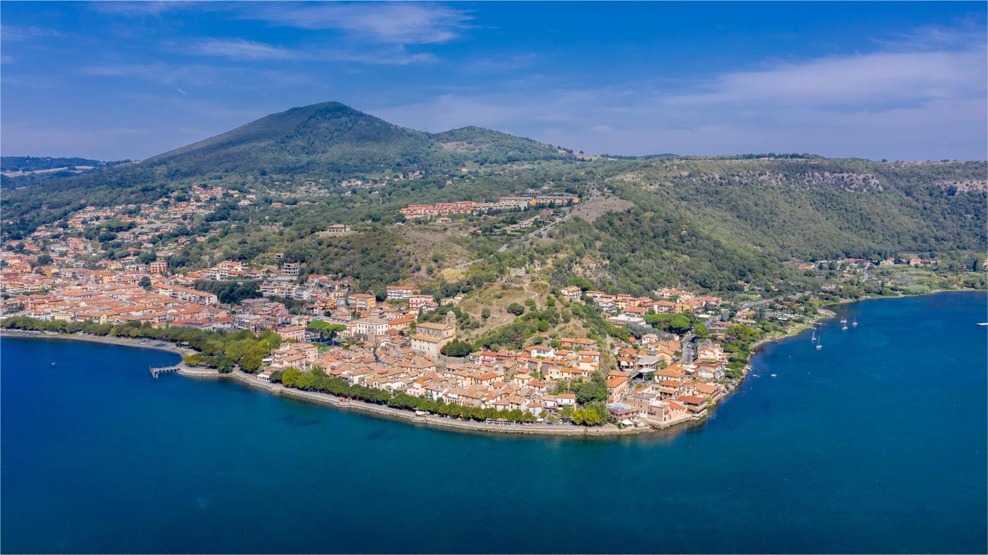 Apt Finestra Sul Castello, Vista Lago Wi-Fi Gratis Bracciano  Eksteriør billede